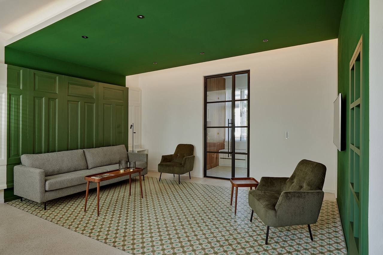 Raumbild von einer Sitzecke, Ferienhaus auf Föhr, ausgestattet mit VIA Zementfliesen Nummer 10700 