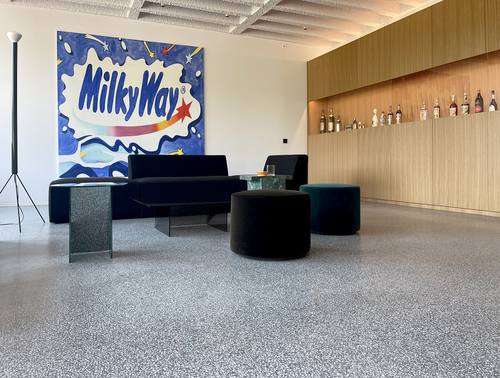 Projekt 50er Jahre Geschäftsgebäude T02353