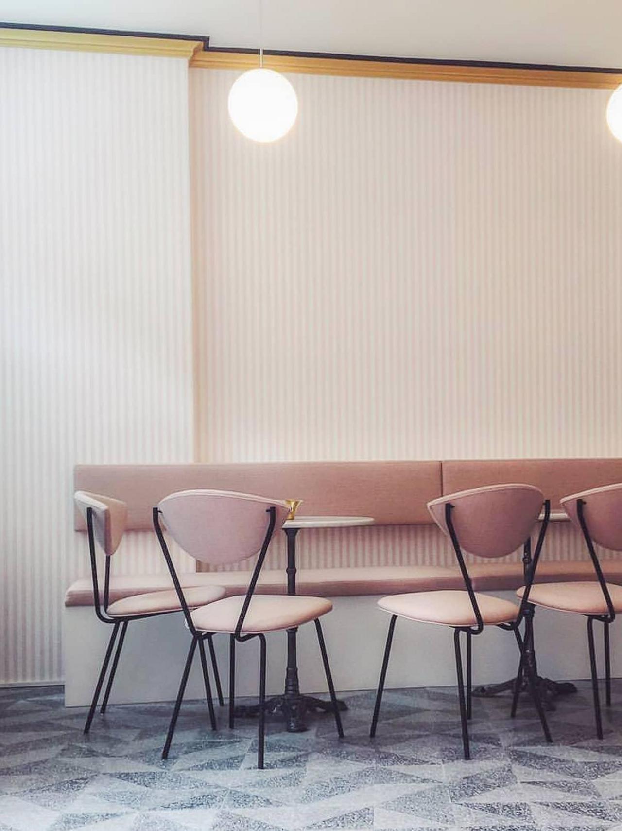 VIA Terrazzoplatte in einem Cafe 