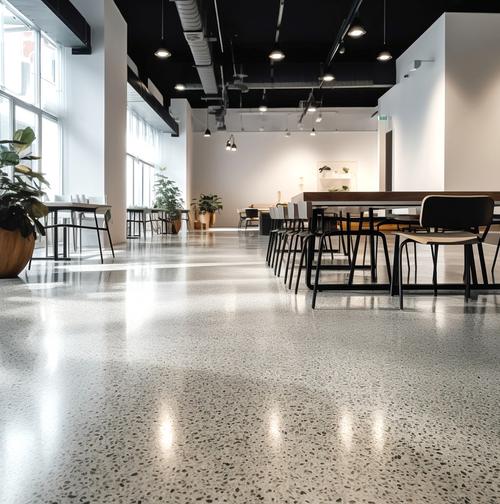 Glasspltt-Terrazzo braun in Kantine