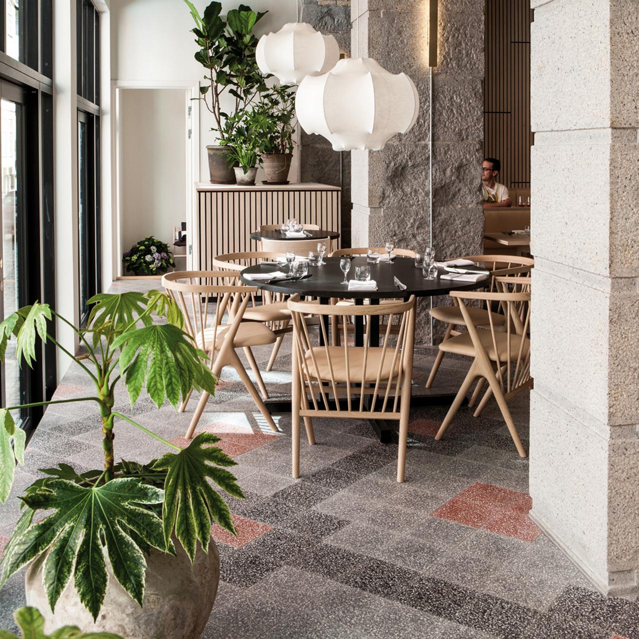 Terrazzofliesen im Wintergarten vom Restaurant 