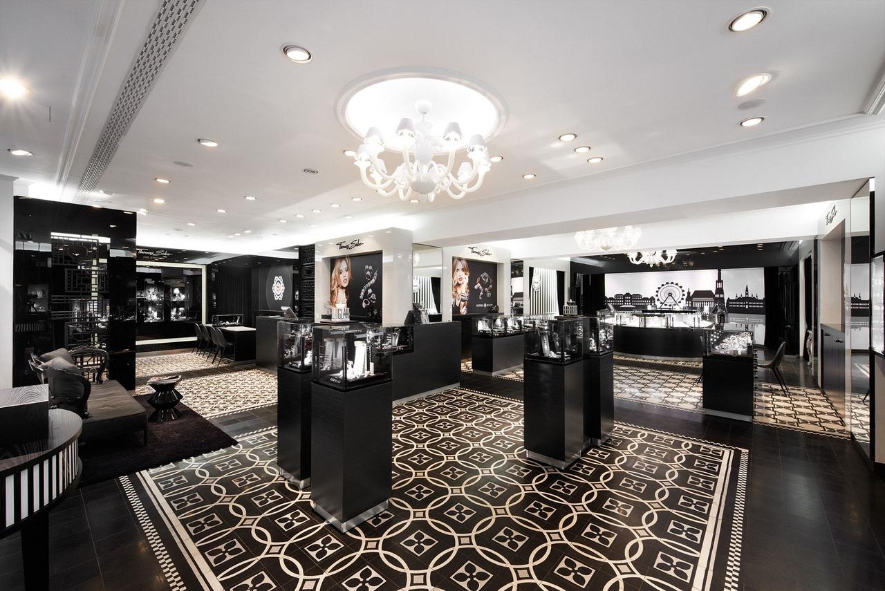 Terrazzofliesen N° 711160 © Thomas Sabo • VIA Platten • Bild N° 0304 