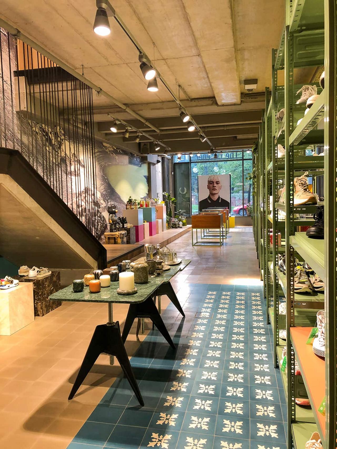 VIA Zementmosaikplatte in einem Ladengeschäft 