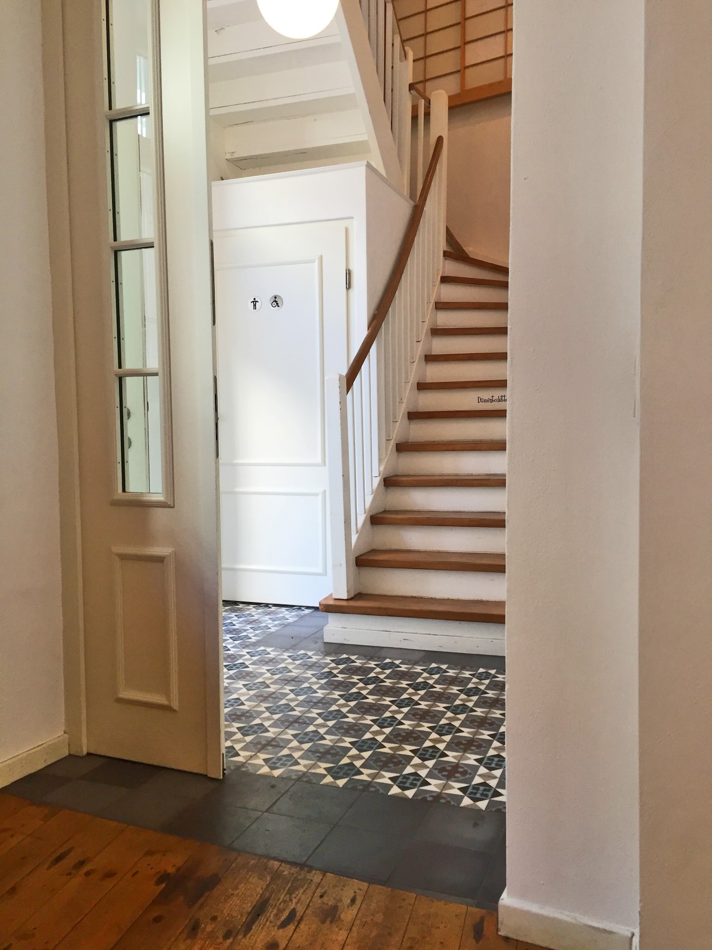 Zementfliese N° 12572