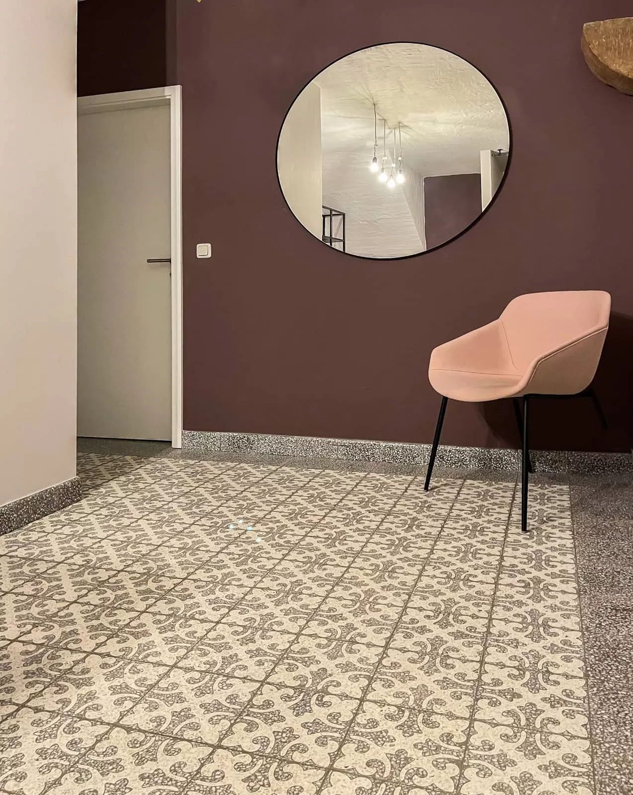 VIA Terrazzo Grob Platten in einer historischen Weinstube