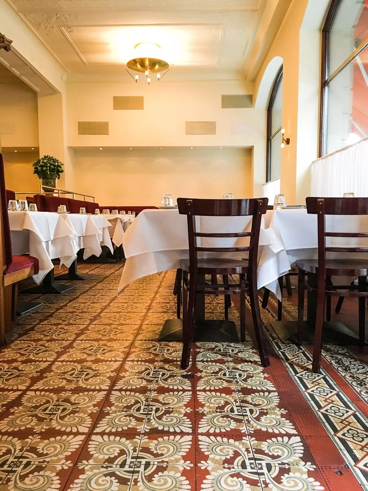 Zementfliese N° 51165 - Riffel