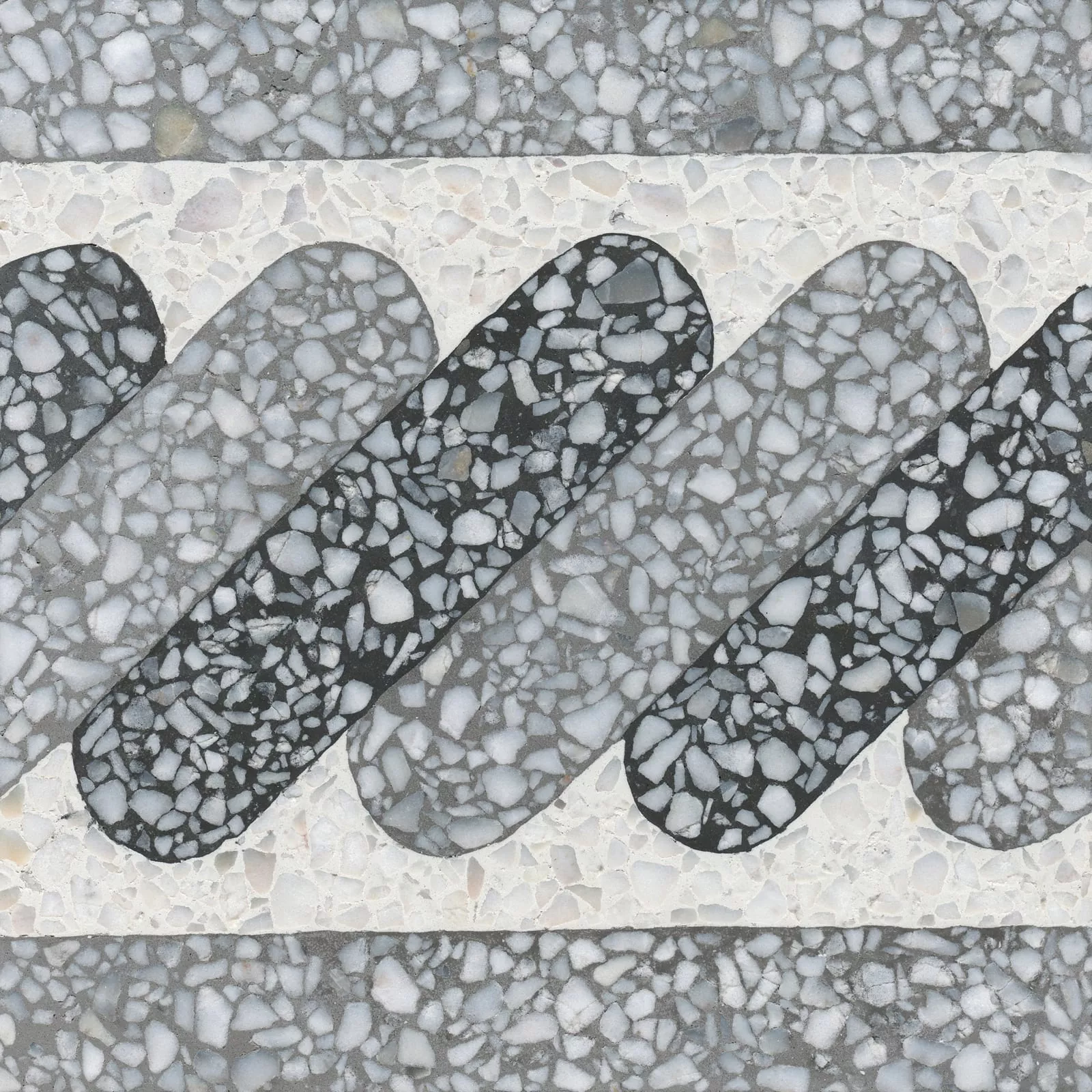 VIA Terrazzoplatte grob Streifenmuster