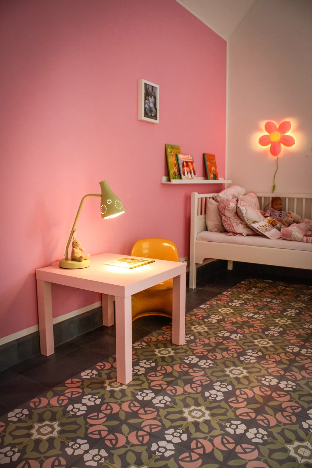 VIA_zementfliese_10031_Rose