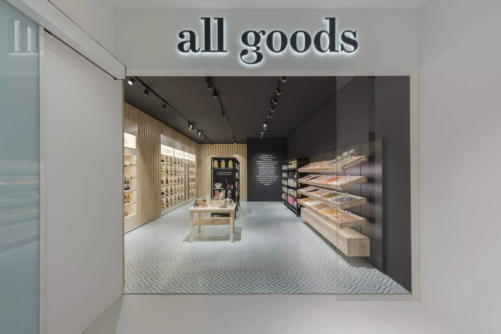 Blau-weisse Zementfliese von VIA für Vitra