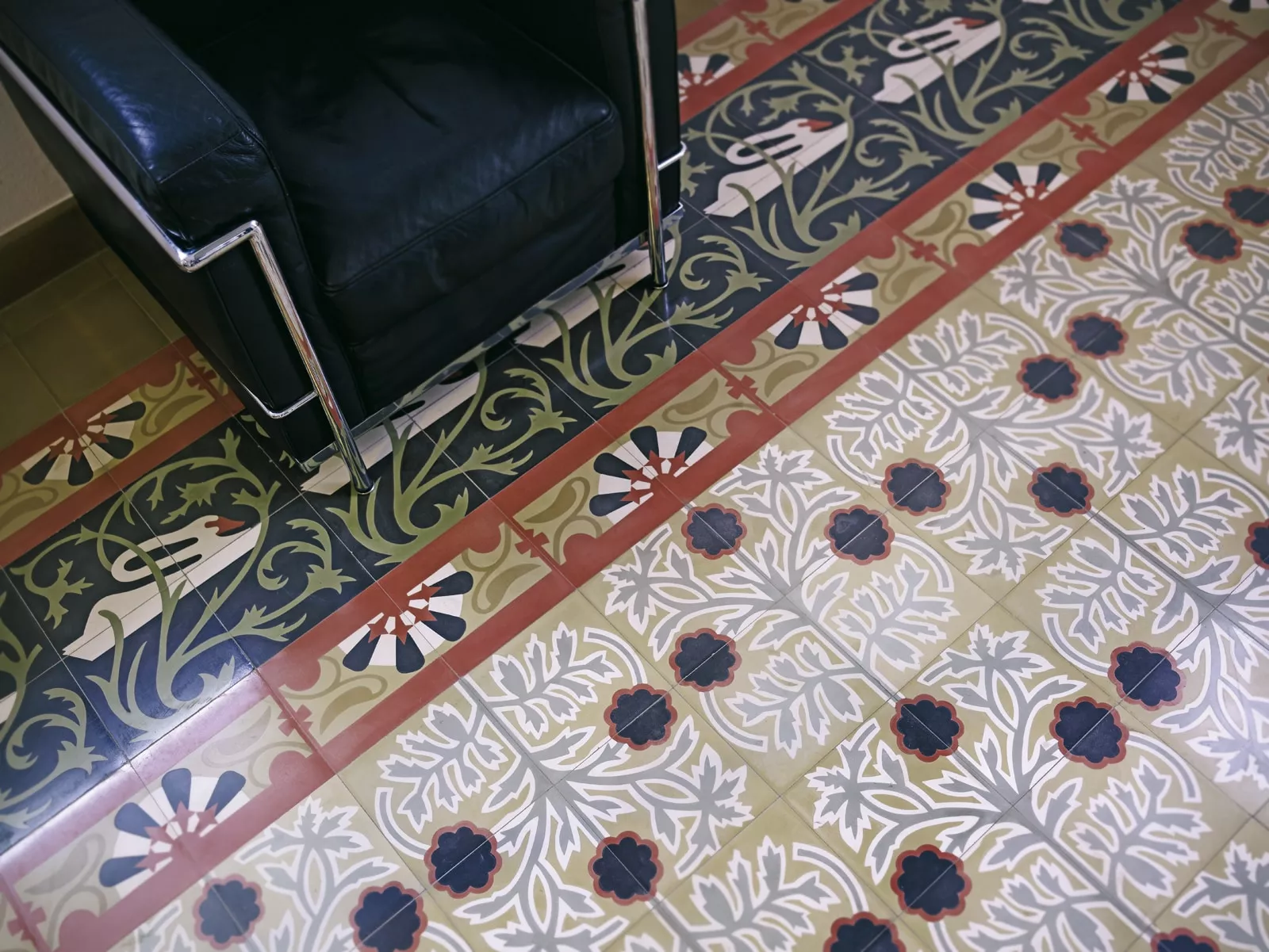 zementmosaikplatten-nummer-51134-wohnen-VIA GmbH