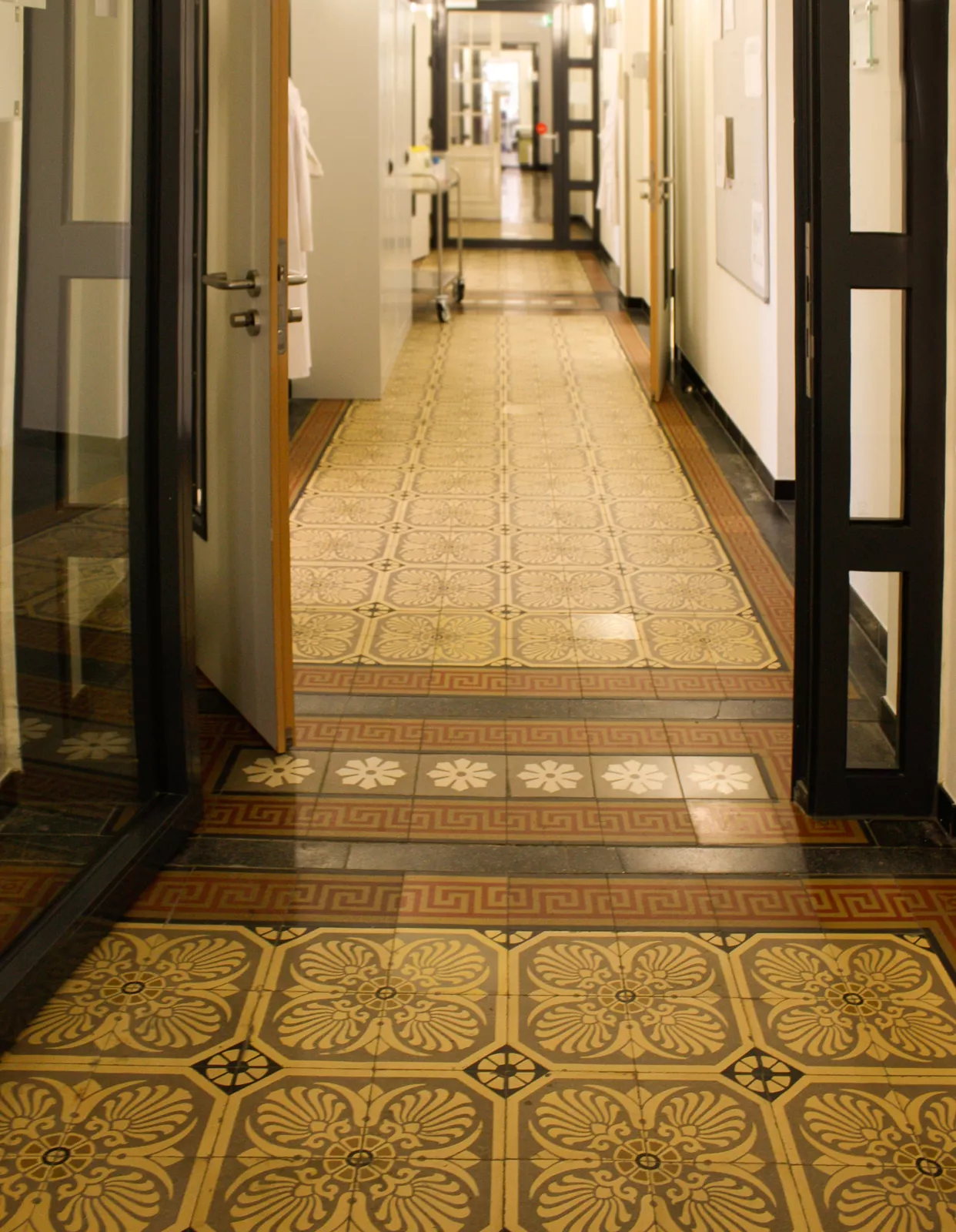 Zementfliese N° 51055/168