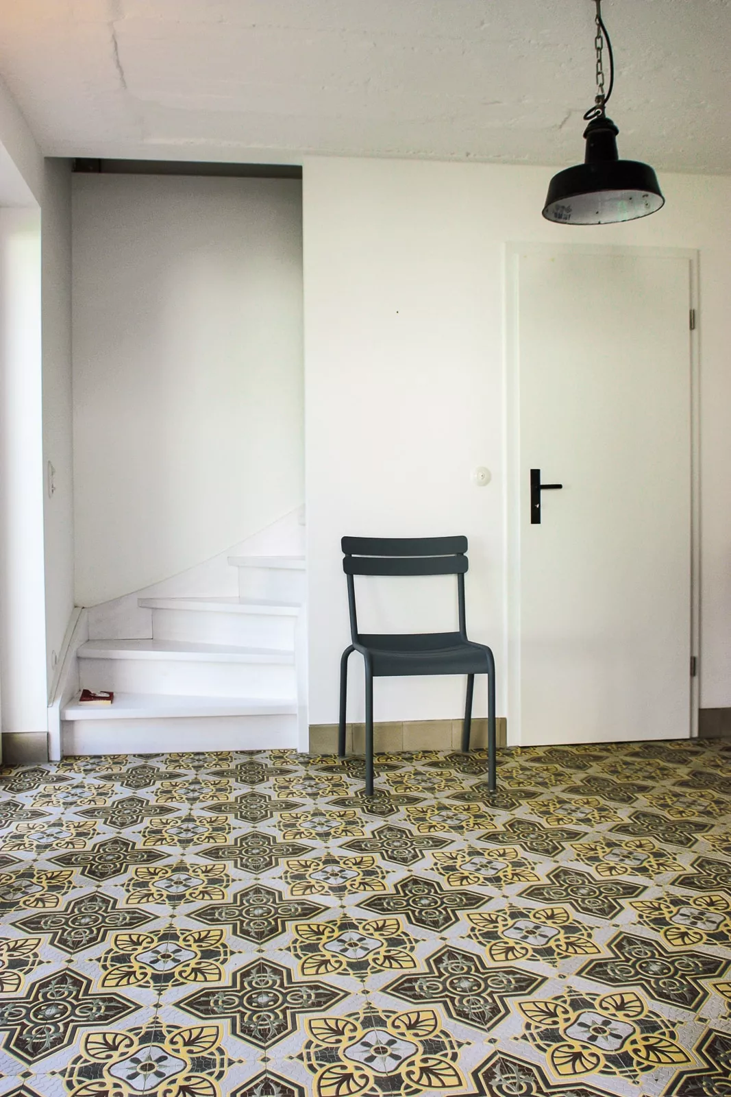 Zementfliese N° 41071 - Riffel