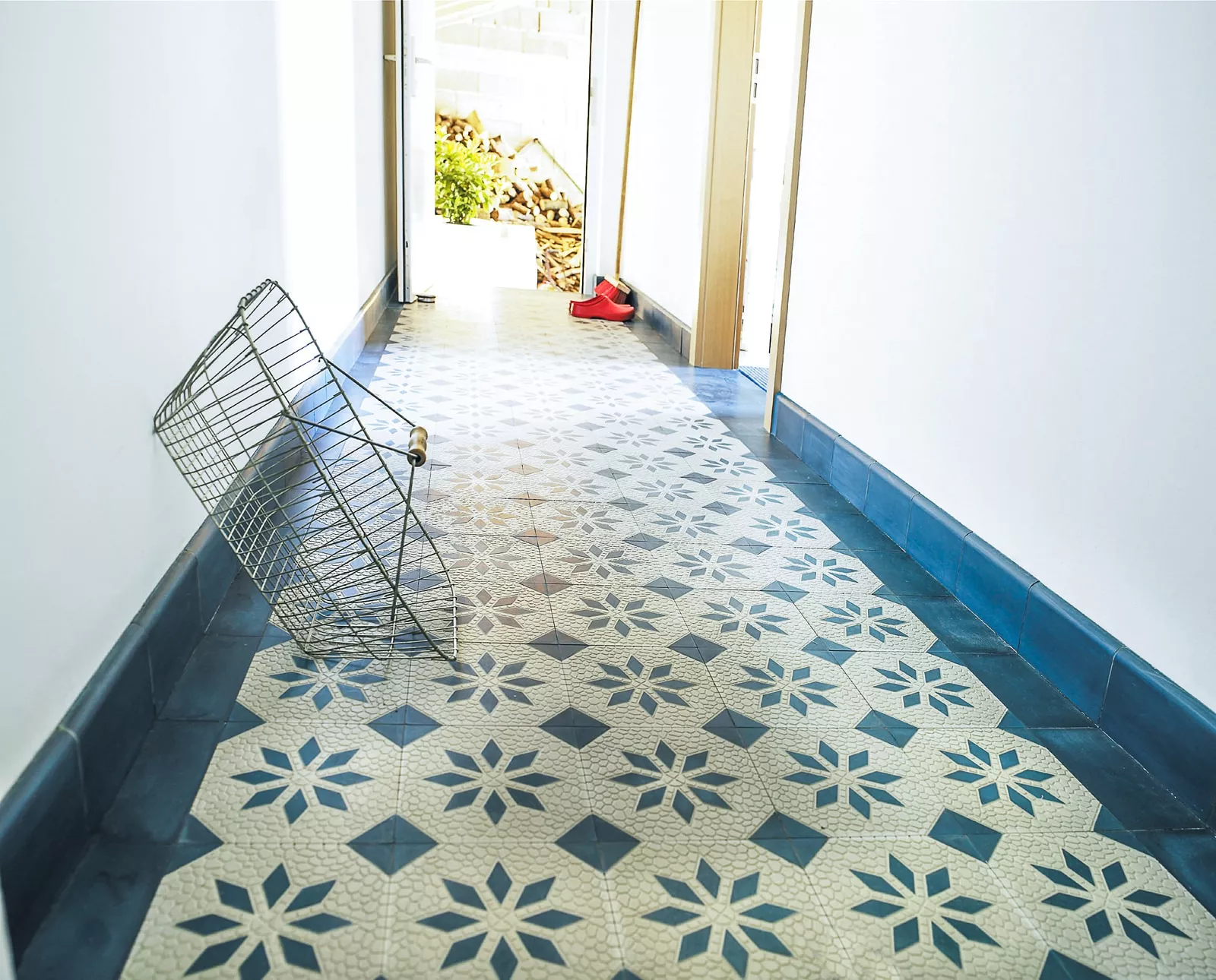 Zementfliese N° 40143 - Riffel