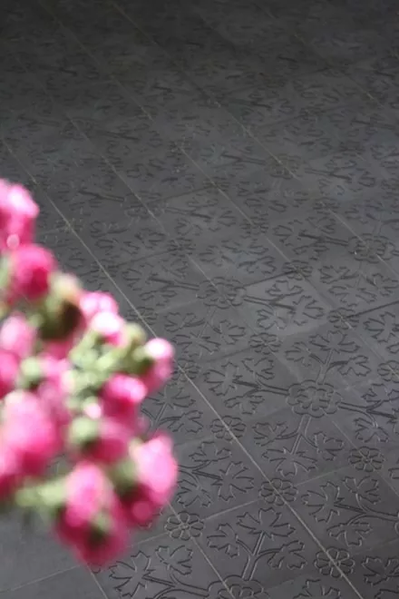 via_zementmosaikplatten_zementfliesen_zementplatten_terrazzoplatten_kreidefarben_nummer_51110_15x15cm_kirche_03