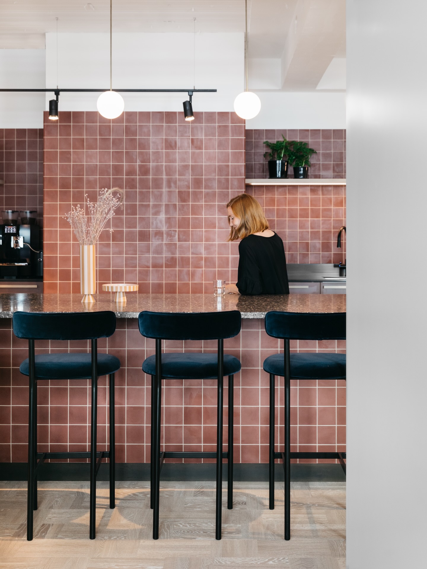 Zementfliese rotbraun N° 034