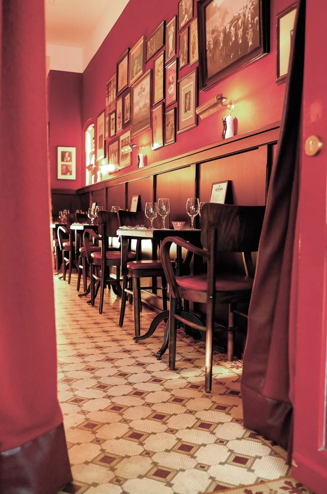 Zementfliese N° 51009/140 - Riffel