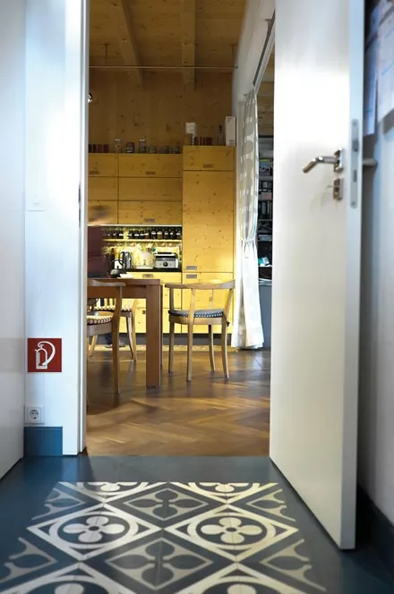 0287_via_zementmosaikplatten_terrazzoplatten_terrazzo_zementfliesen_cementiles_cementtiles-viaplatten