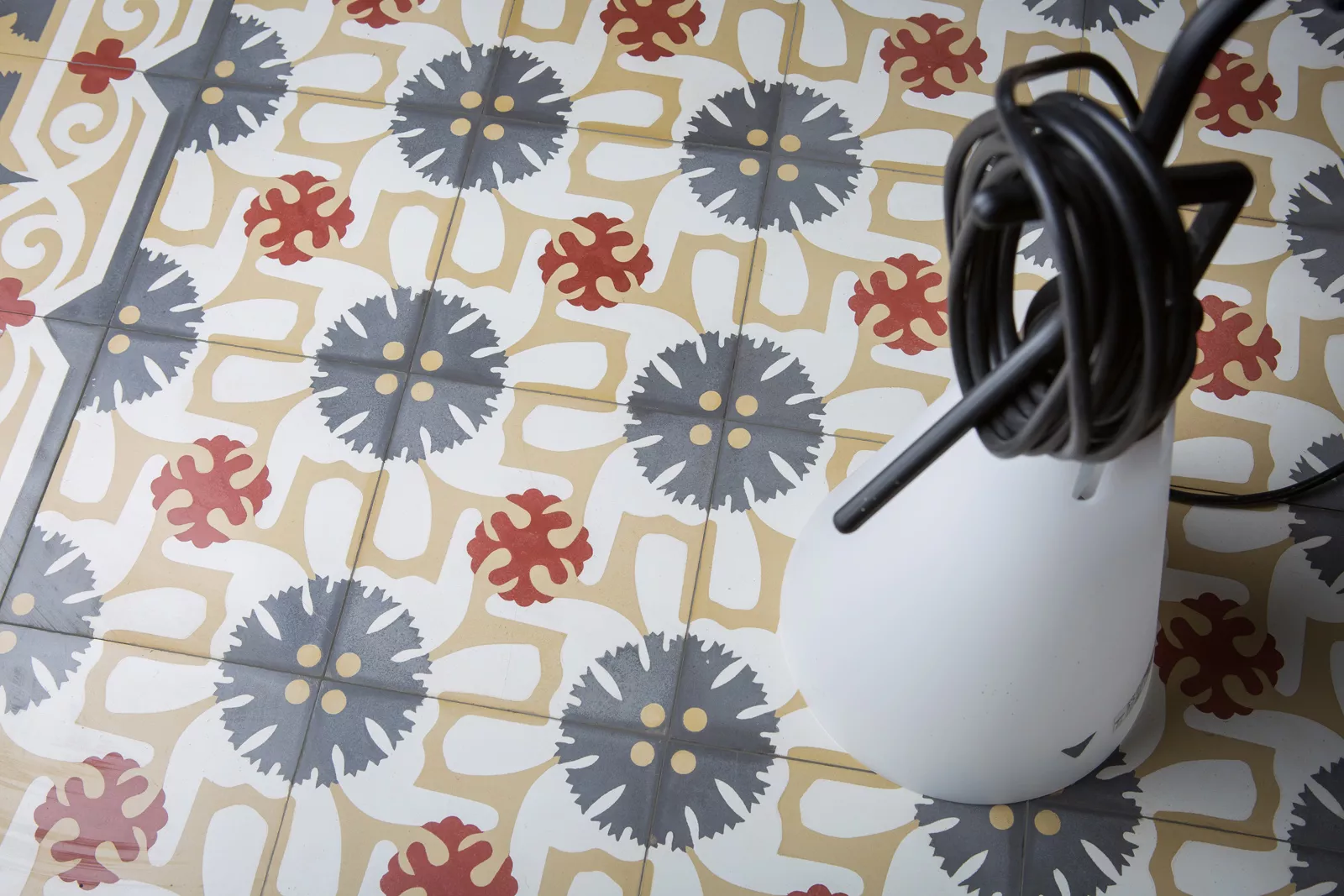 Zementfliese N° 51074