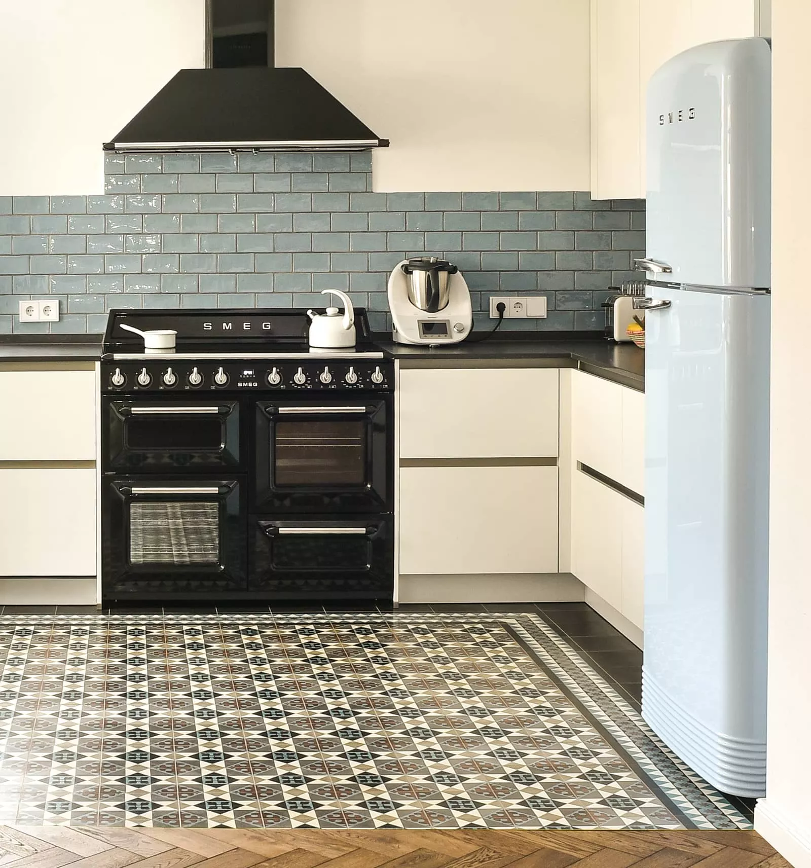 Zementfliese N° 12572