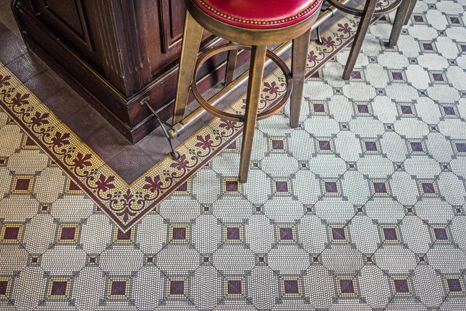 Zementfliese N° 54009/140 - Riffel